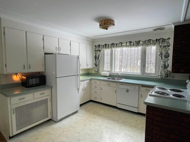 47 Ridge Rd, Concord, NH 03301 - photo 3