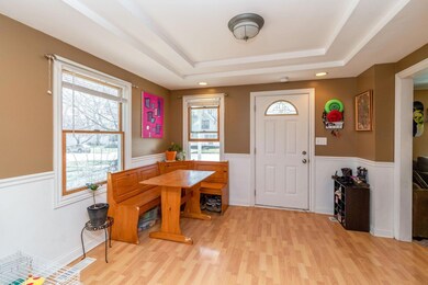 Entry/Dining Room