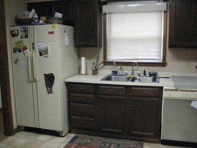 389 Pheasant Run Dr, Batesville, IN 47006 - photo 2