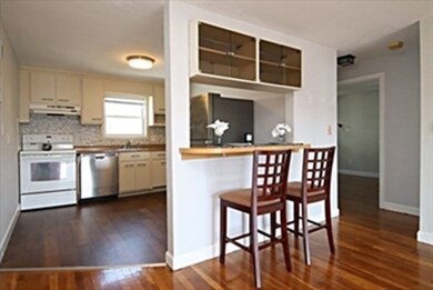 36 Essex St, Saugus, MA 01906 - photo 2