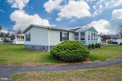 400 Allenbrook Ln, Reading, PA 19606 - photo 6