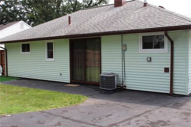 4339 Belle Ave, Sheffield Lake, OH 44054 - photo 4