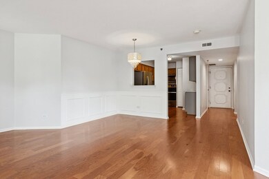 2880 Torrey Pine Ln unit 2F, Lisle, IL 60532 - photo 4