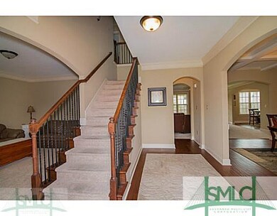 Foyer. Wide Open Entry