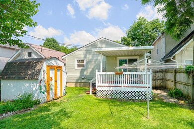 2517 Deming backyard Aly Hartung