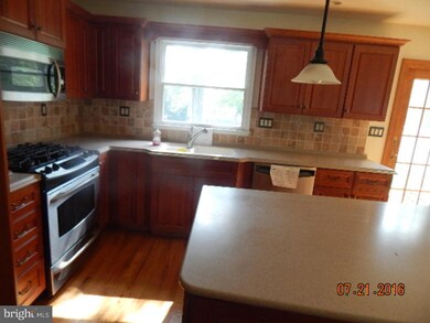 217 Fenimore Ln, Delanco, NJ 08075 - photo 6