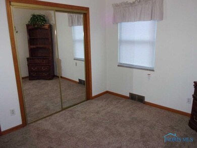 2713 102nd St, Toledo, OH 43611 - photo 6