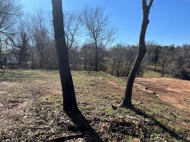 912 W Heron St, Denison, TX 75020 - photo 2