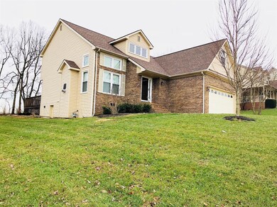 829 Isaac Shelby Cir E, Frankfort, KY 40601 - photo 2