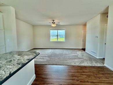 1210 W 15th St, North Platte, NE 69101 - photo 3