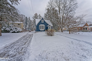 7 Pinehurst Rd, Albany, NY 12205 - photo 2