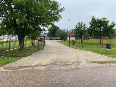 2412 Chickering Rd, Cleburne, TX 76031 - photo 3