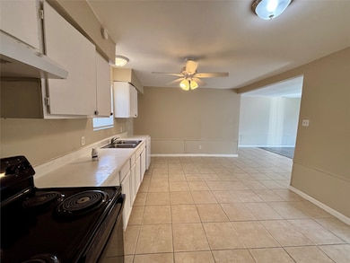 5610 Drakestone Blvd, Houston, TX 77053 - photo 3