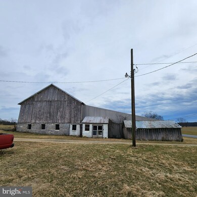 2589 Leafmore Rd, Chambersburg, PA 17202 - photo 7