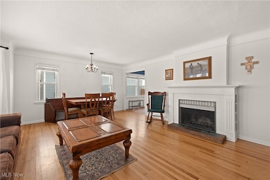 6674 Lawnwood Ave, Parma Heights, OH 44130 - photo 5