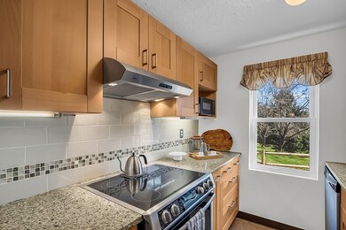 44 Olde Colonial Dr unit 4, Gardner, MA 01440 - photo 7