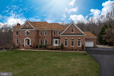 9200 Hampton Hunt Dr, Fairfax Station, VA 22039 - photo 4