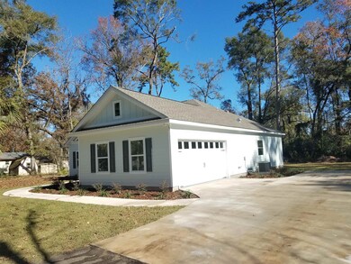 33 Marsue Dr, Crawfordville, FL 32327 - photo 2