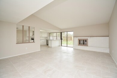 6002 Irish Hill Dr, Houston, TX 77053 - photo 7