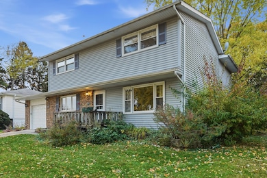 1513 Franklin St, Valparaiso, IN 46383 - photo 2