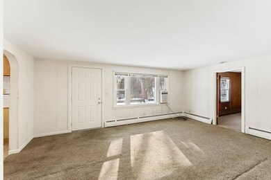 2 Peacedale Ave, Worcester, MA 01607 - photo 5