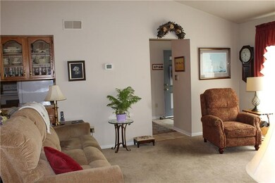 4338 Pine Hollow Rd, Trafford, PA 15085 - photo 7