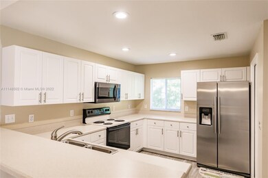 832 Neuse Ave, Fort Myers, FL 33913 - photo 6