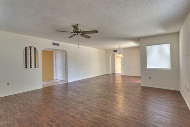Spacious Living Dining Room