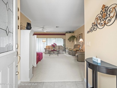05-Foyer