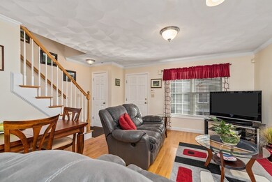 131 N Common St unit 2, Lynn, MA 01902 - photo 2