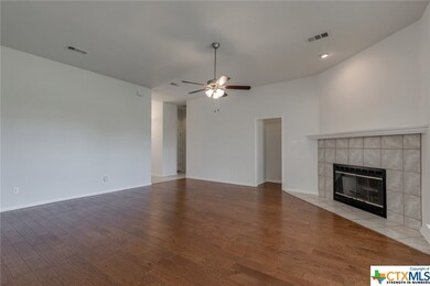 708 Barber Dr, Copperas Cove, TX 76522 - photo 5