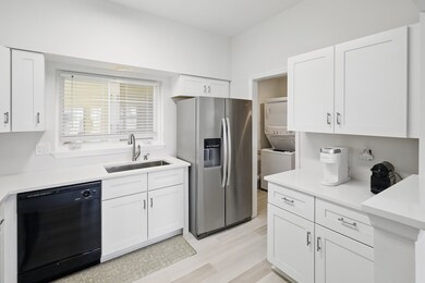 5035 Harmony Cir unit 102, Vero Beach, FL 32967 - photo 4