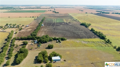 10204 S Whitehall Rd, Temple, TX 76504 - photo 2