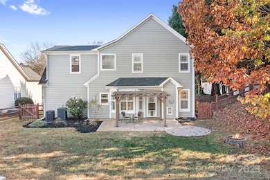 20332 Colony Point Ln, Cornelius, NC 28031 - photo 2