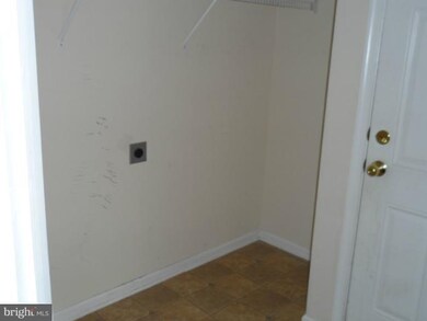 142 Executive Cir, Stafford, VA 22554 - photo 7