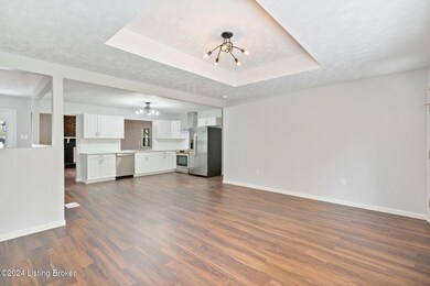 3346 Van Winkle Dr-19