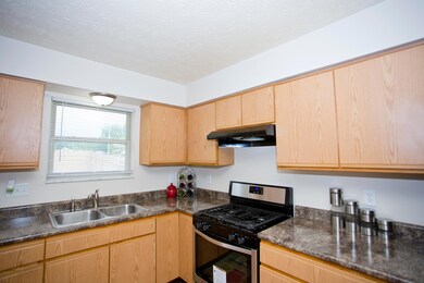 4145DeadhamSt_9