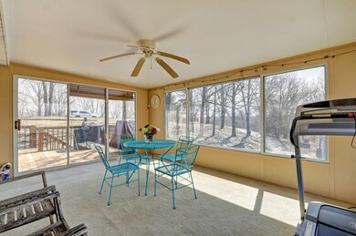 207 Redbird Dr-33