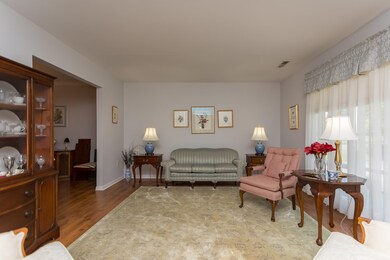 313 Stonewall Dr, Waynesboro, VA 22980 - photo 4