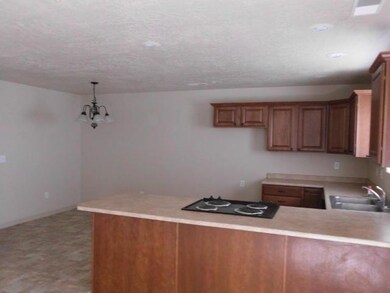 Kitchen - Dining