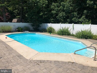 411 S Poplar Ave, Galloway, NJ 08205 - photo 5