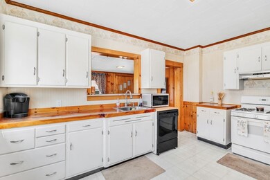 52 Harris St unit 52, Acton, MA 01720 - photo 3