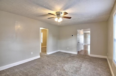 1929 Highland St, Middletown, OH 45044 - photo 4