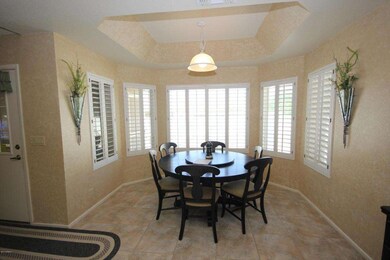 2624 S Honeysuckle Cir - Breakfast Rm