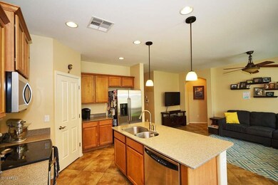 Granite & Stainless Appliances