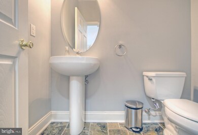 142 Pennsbury Ln, Woodbury, NJ 08096 - photo 5