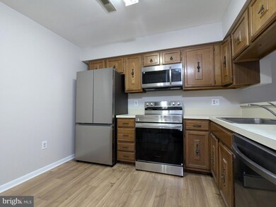 3758A Madison Ln unit 3758A, Falls Church, VA 22041 - photo 2