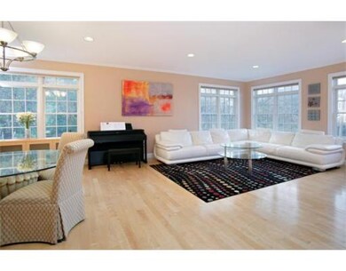 8 Fairway Rd, Chestnut Hill, MA 02467 - photo 5