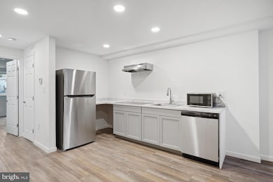 223 R St NW unit B, Washington, DC 20001 - photo 5
