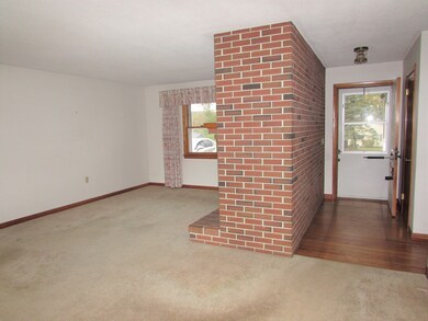 7 Highland Cir, Hadley, MA 01035 - photo 2